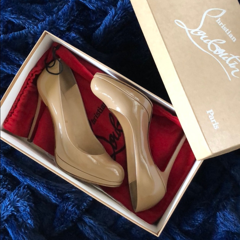Sold!! Authentic Christian Louboutin size 37.5.